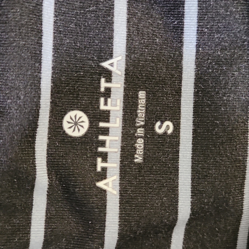 Athleta Chaturanga Capri Striped Tight Leggings in Black/Grey Size Small - Picture 4 of 10
